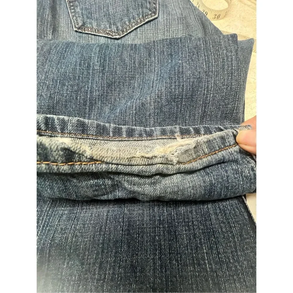 Levi 559 Relaxed Straight Fit Jeans Sz 36-31  I
